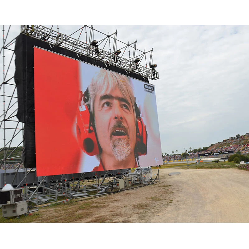 giant outdoor led screens