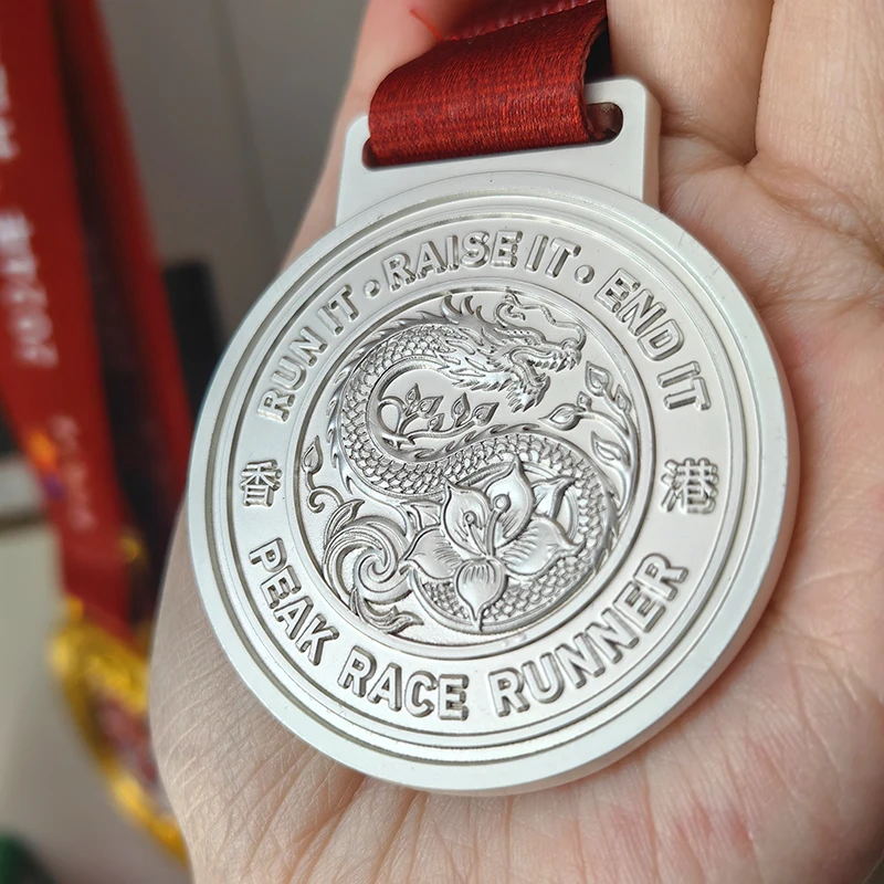 Custom Designed 3D Award Modern Style Zinc Alloy Sport Medals for 5k 10k Marathon Adventure Trail Running Finisher Medal manufacture