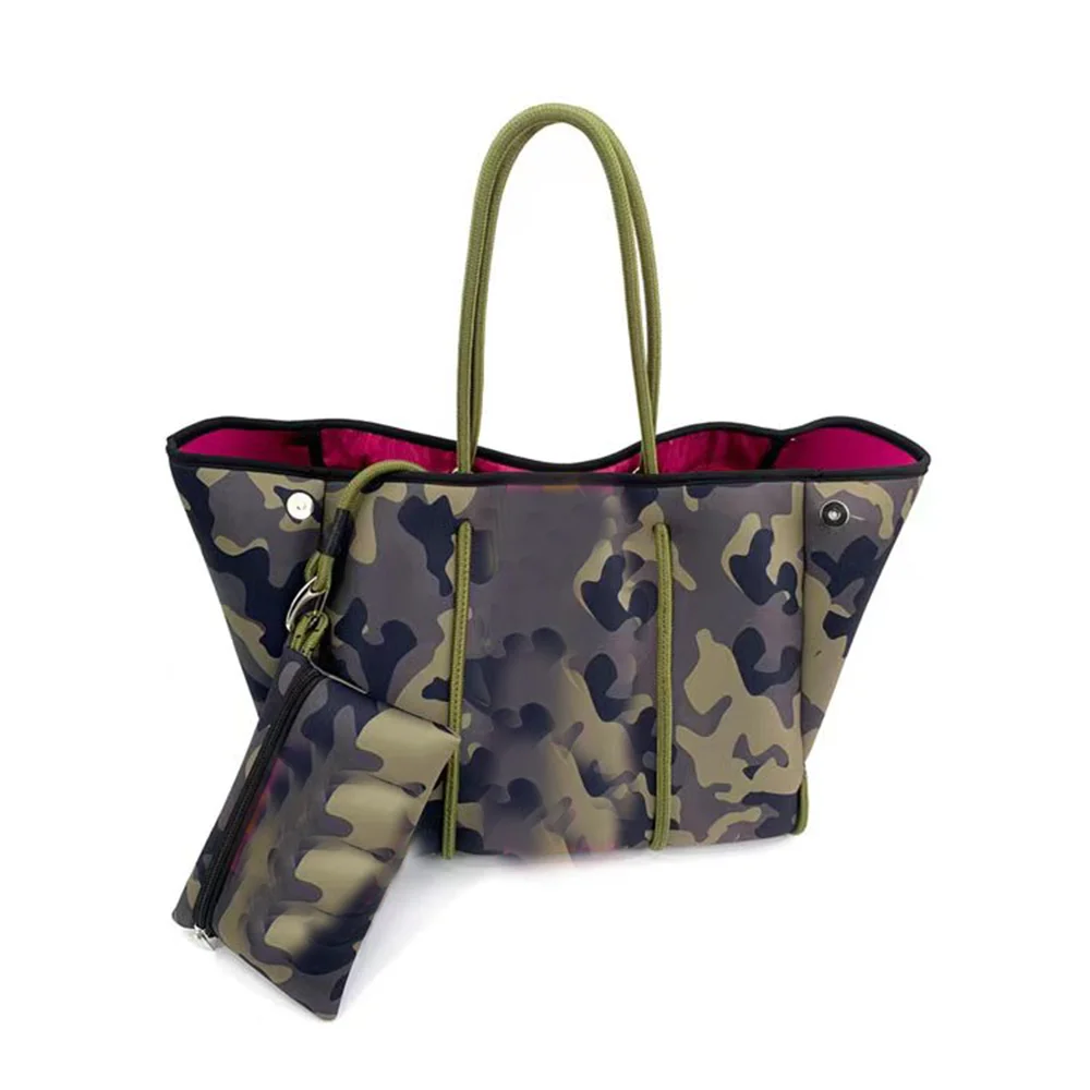 wide strap tote bag