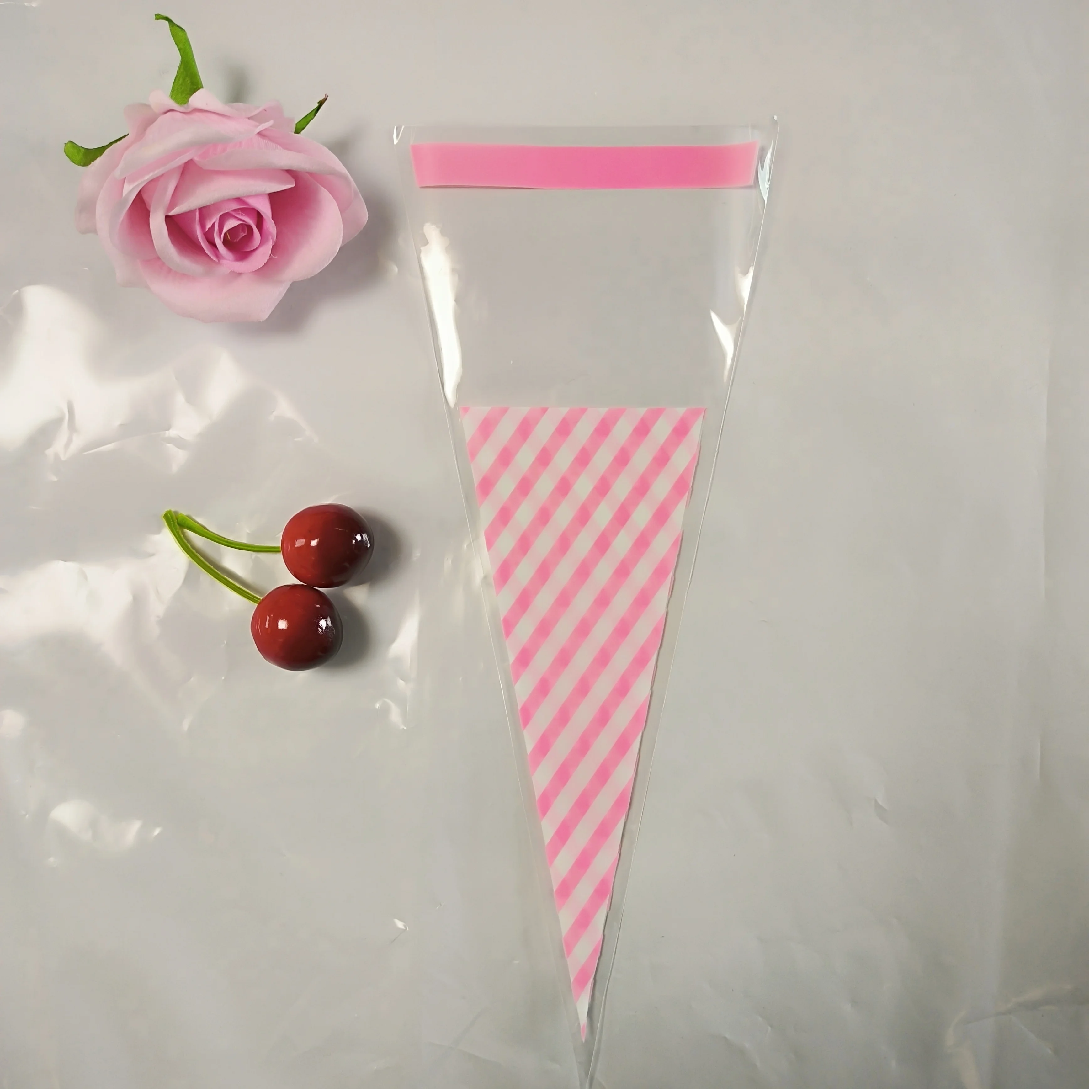 OPP Plastic Triangular Baking Food Bags For Direct Sales By Manufacturers Candy Popcorn Cream Packaging Tie Silk Bags