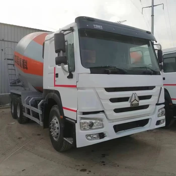 Sinotruck HOWO 6*4 Mixing Tanker Truck  white color red color