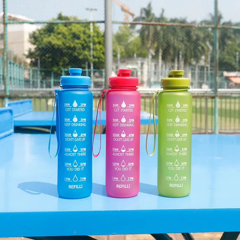 1L 32 ozCustom Plastic cheap Strainer Filter Gym Sports BPA Free Tritan Motivational Water Bottle With Time Marker