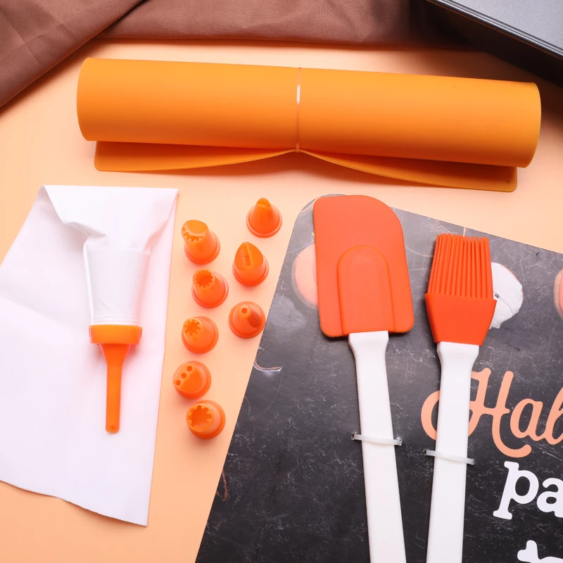 Customized Baking Tool Set Brush Scraper Silicone Mat Cake Pan Biscuit Mold Set for Halloween