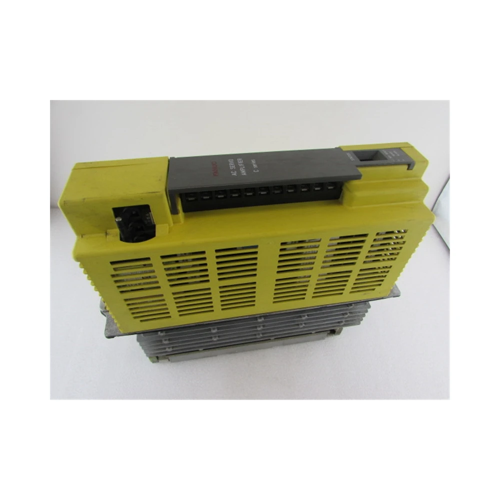 Fanuc servo motors and drivers A06B-6096-H101