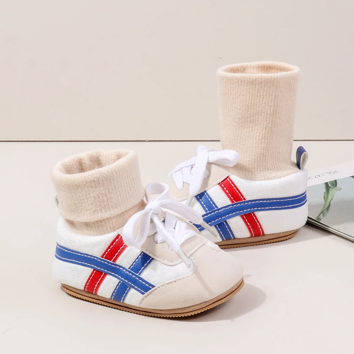 High Quality Autumn Winter Pre-Walking Baby Shoes Soft Sock Anti-Slip TPR Sole Light Flat Ankle-Covered Design Toddlers details