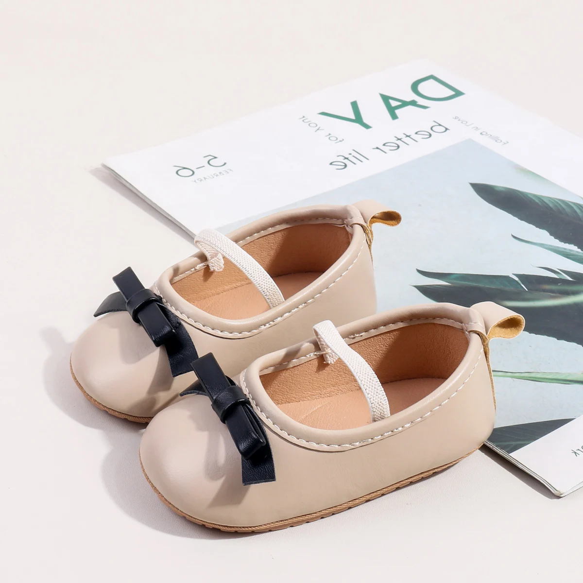 Fashion Patchwork Simple Pu Leather Toddler Baby Girls Shoes 0-12 Months supplier
