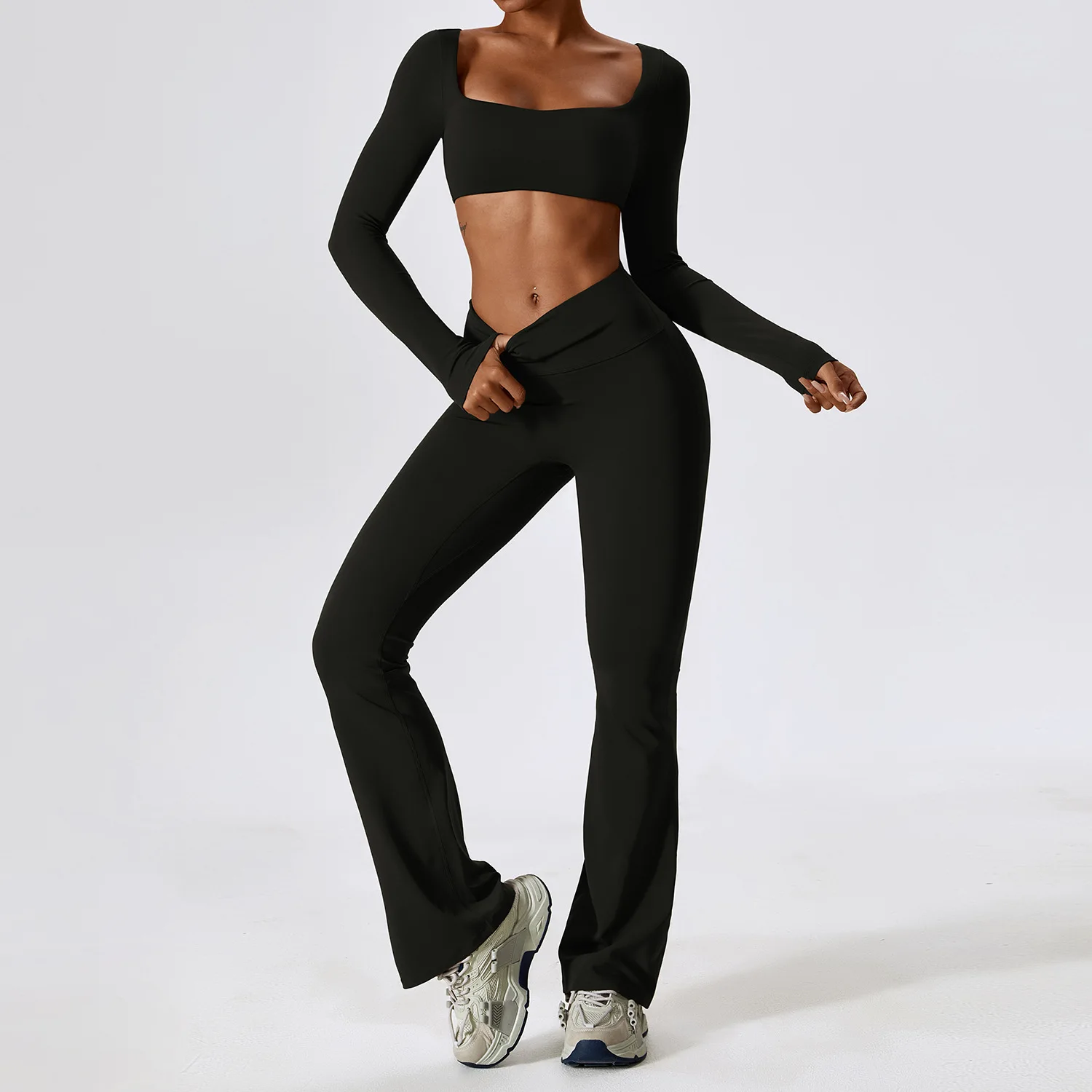 2023 Trendy Outdoor Gym Fitness Wear Women's Sexy Square Neck Long Sleeve Crop Flared Pants Gym Activewear Set