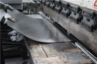 Fabrik Industrie Gabelstapler zweiseitige Stahl Lagerpalette Kaltlager verzinkte Stahlpalette Lagerregal Palettenherstellung
