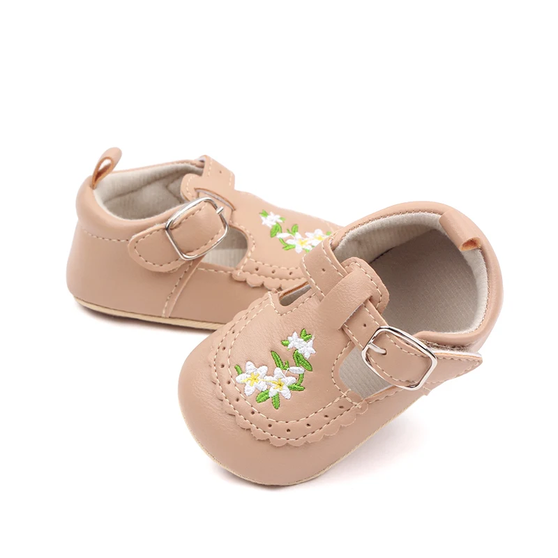 Beautiful Flower Embroidery Soft PU Leather Spring Autumn Baby Toddler Girl Shoes supplier
