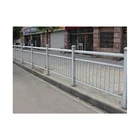 Road Road Barrier Customize Develop Traffic Metal Concrete Road Guardrail Fence Barrier Price Per Meter