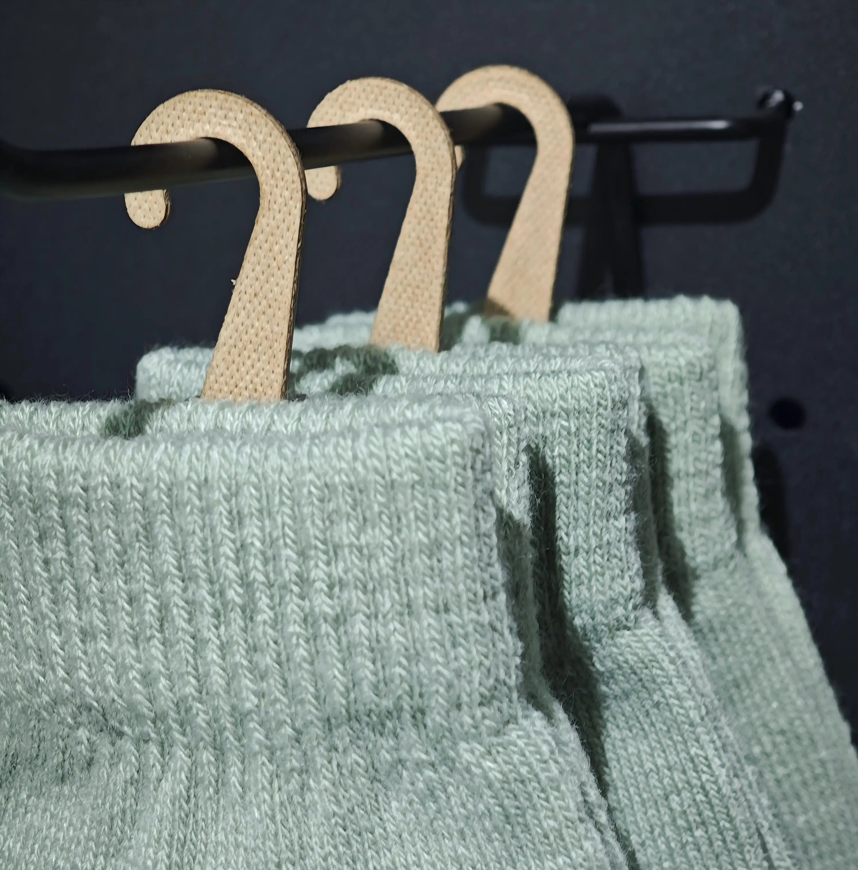 Custom Logo Cardboard Paper Hook 1.5mm 2.0mm Thickness For Dolls And Socks