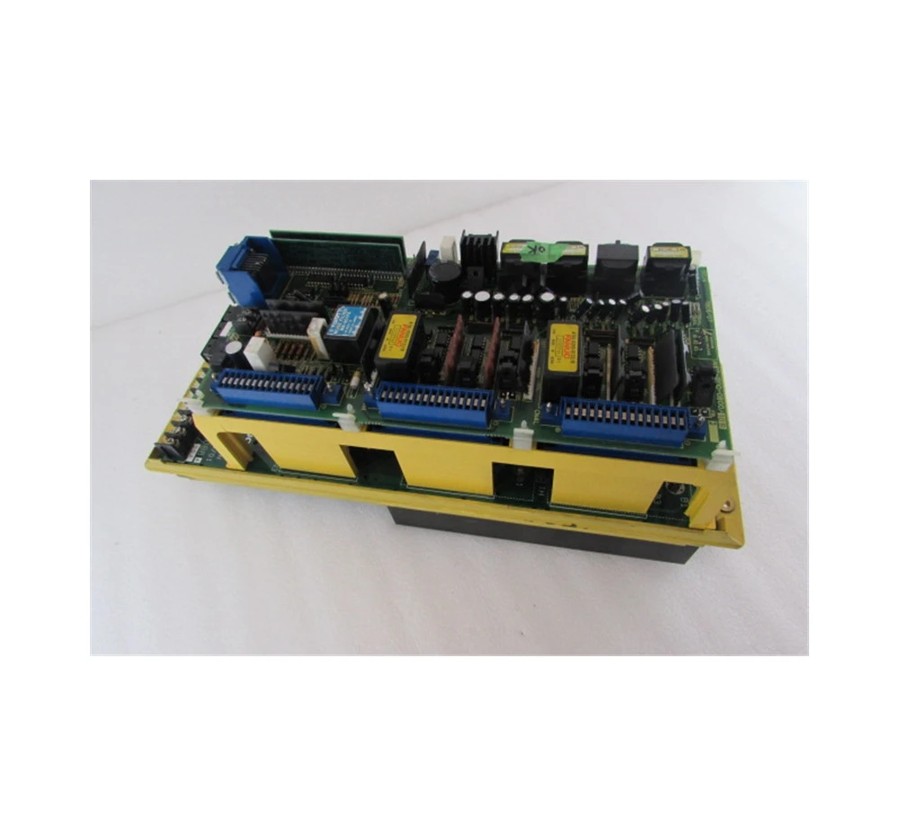 Fanuc servo motors and drivers A06B-6096-H101