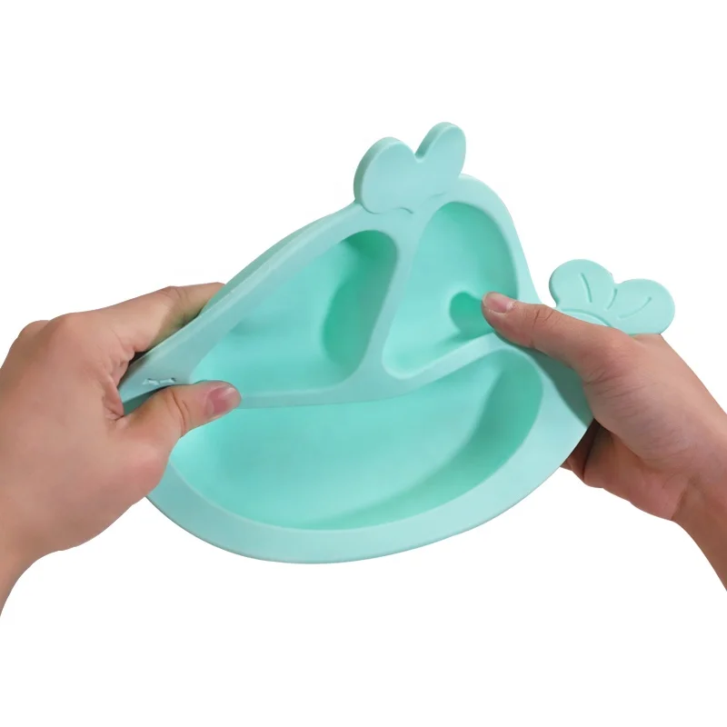 Wellfine 	BPA Free Assiette New Arrival Silicone Suction Kid Dining  Divided Toddler Silicone Baby Feeding Plate