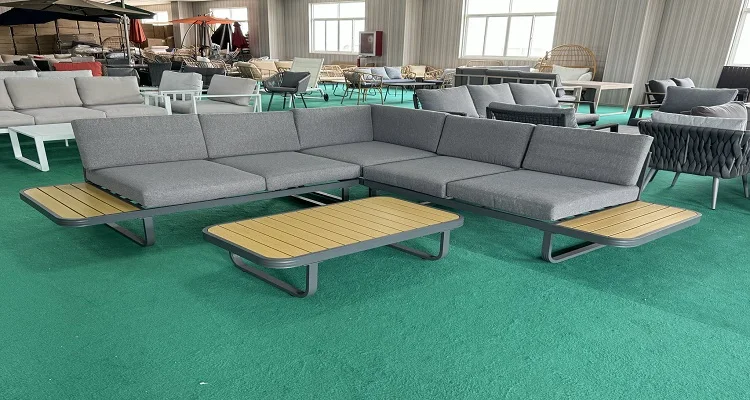 Modern Steel Outdoor Camping Chair Patio Garden Hanging Swing Chair Canopy Furniture with Cushions Foldable Design for Hotels factory