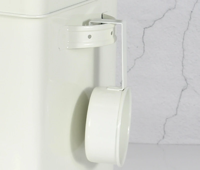 Hot Sale Airtight Moisture-proof Large Capacity Metal Pet Food Storage