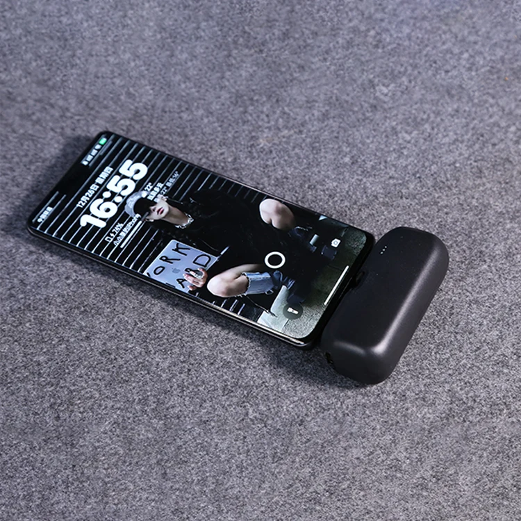 Trending Products 2025 New Arrivals PB199 20W White Black Pink Capsule Power Bank 4000mAh Built-in Foldable Usb-c Port Connector