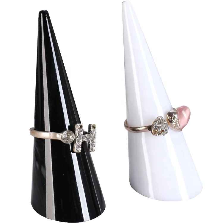 Fashion Mini Finger Ring Plastic Triangle Cone Jewelry Storage Display Stand New 