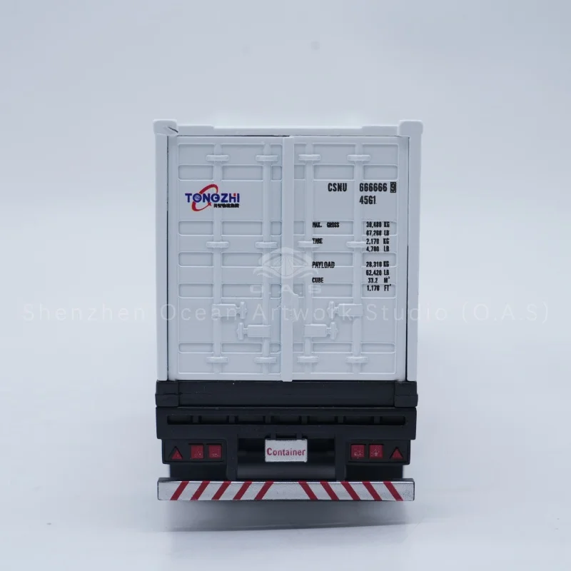This premium EMS truck model is crafted from durable alloy material. Custom production is available for your brand. Great as business gifts, office ornaments and exhibition displays. We support bulk product wholesale for logistics and freight enterprises worldwide.Amber@vesselmodel.com Tel: +86 18038048785