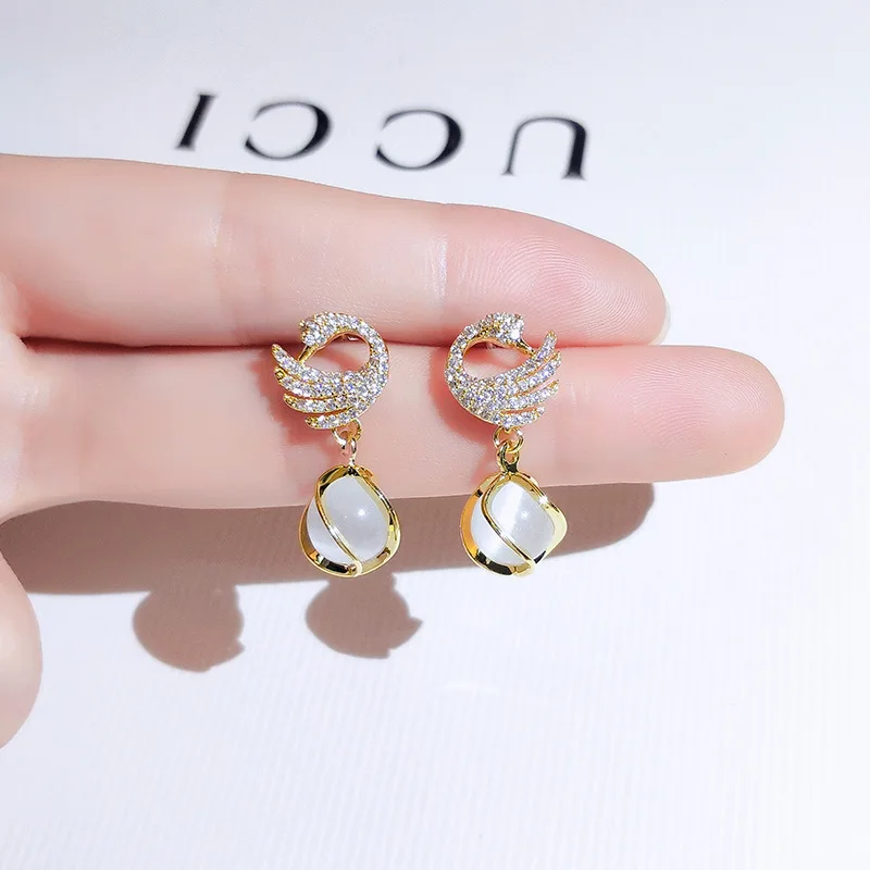 New Trendy Stud Earrings for Women Opal Light Luxury Earrings Personality Swan Earrings for Women