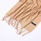 Cashmere Factory Direct Wholesale Cold-proof Solid Color Pure Cashmere Luxury Knit For Women High Quality