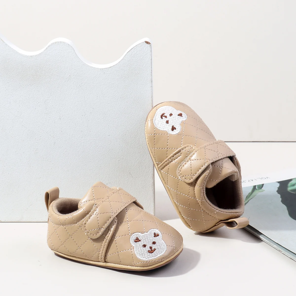 Cute Bear Design Soft PU Leather Toddler Baby Newborn Boys Shoes details