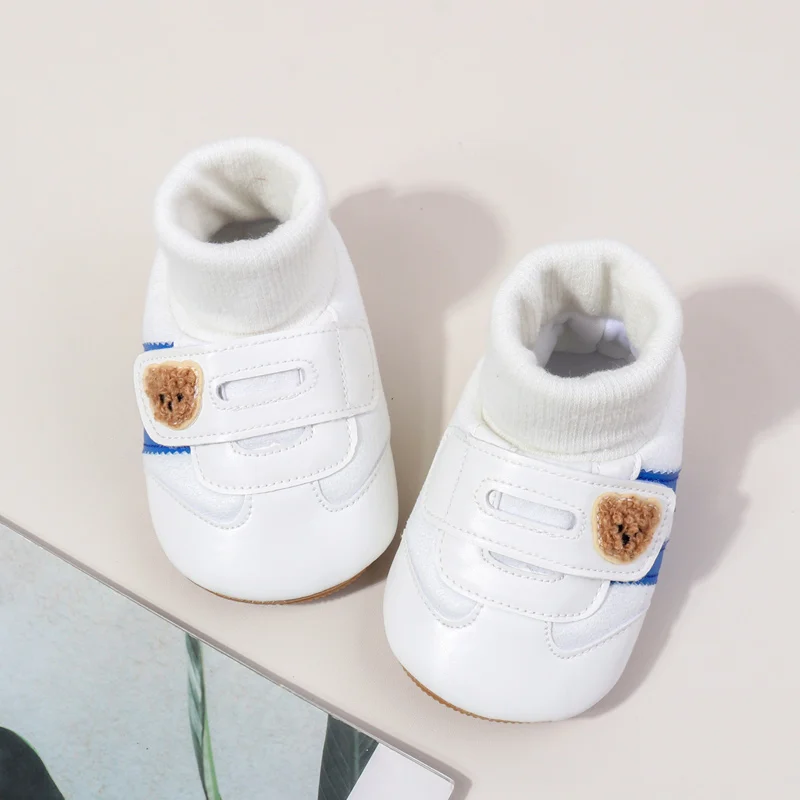 Hot Selling Baby Boys and Girls Shoes Soft TPR Anti-slip Sole Sock Shoes Ankle Covered Toddler Shoes Spring and Autumn Style factory