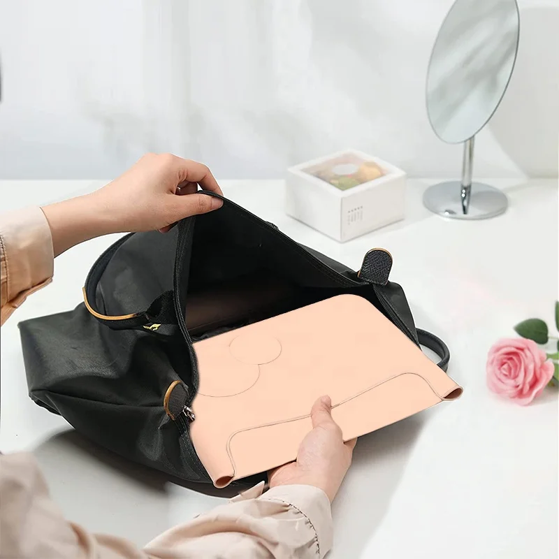 Soft Silicone Double Magnetic Buckle Flap Closure Design Makeup Bag Premium Travel Toiletry Bag For Women