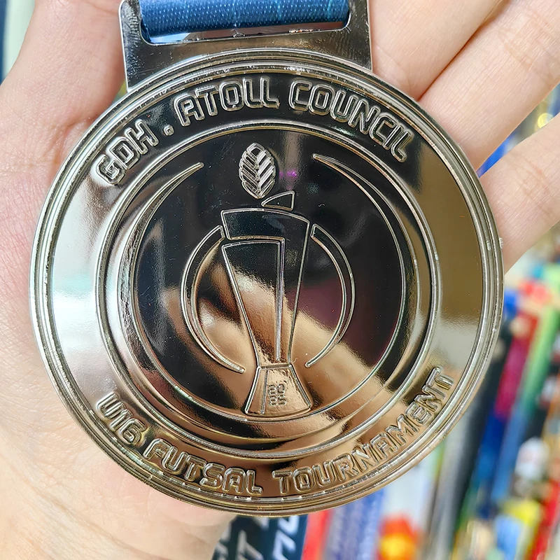 Manufacturer Custom High Quality 2D 3D Silver Gold Metal Medals and Trophies for Marathon Soccer Other Sports supplier
