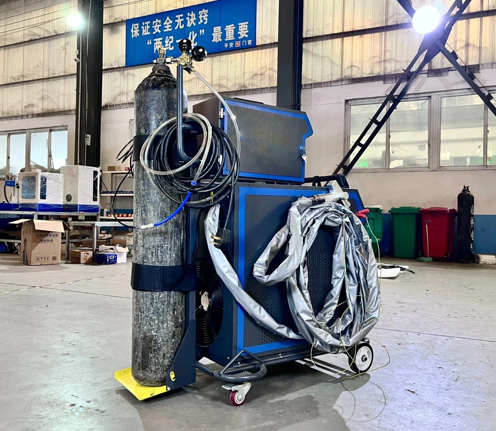 Portable Laser Welding Machine 2000w Fiber 4 in 1Handheld Laser Welder 1000w for Metal Stainless Steel Aluminum