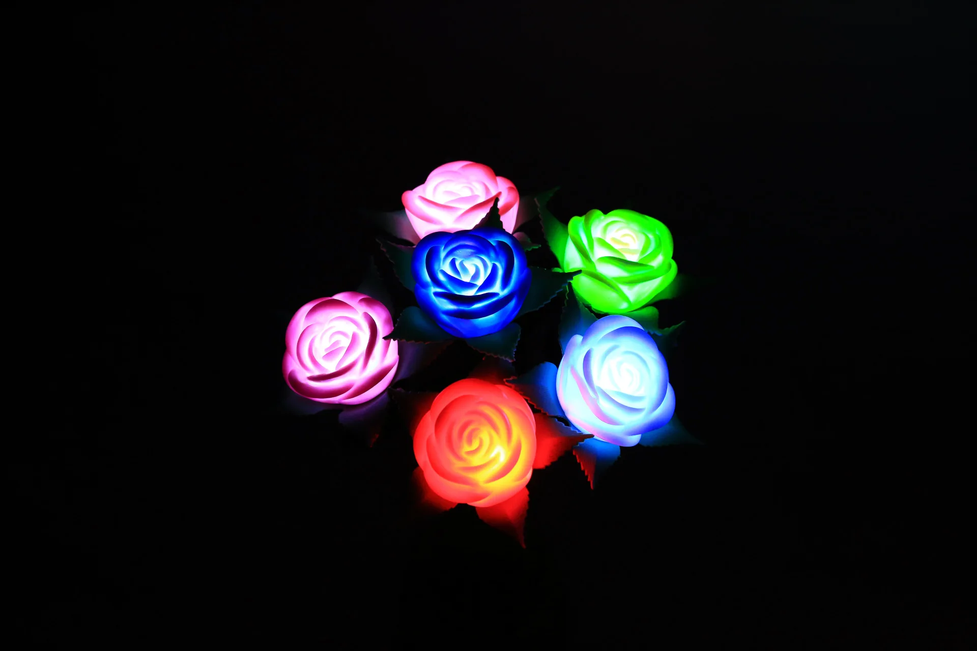 Promotional Plastic Battery Rose Flower Bedroom Party Indoor Decoration Rose Bear LED Lights