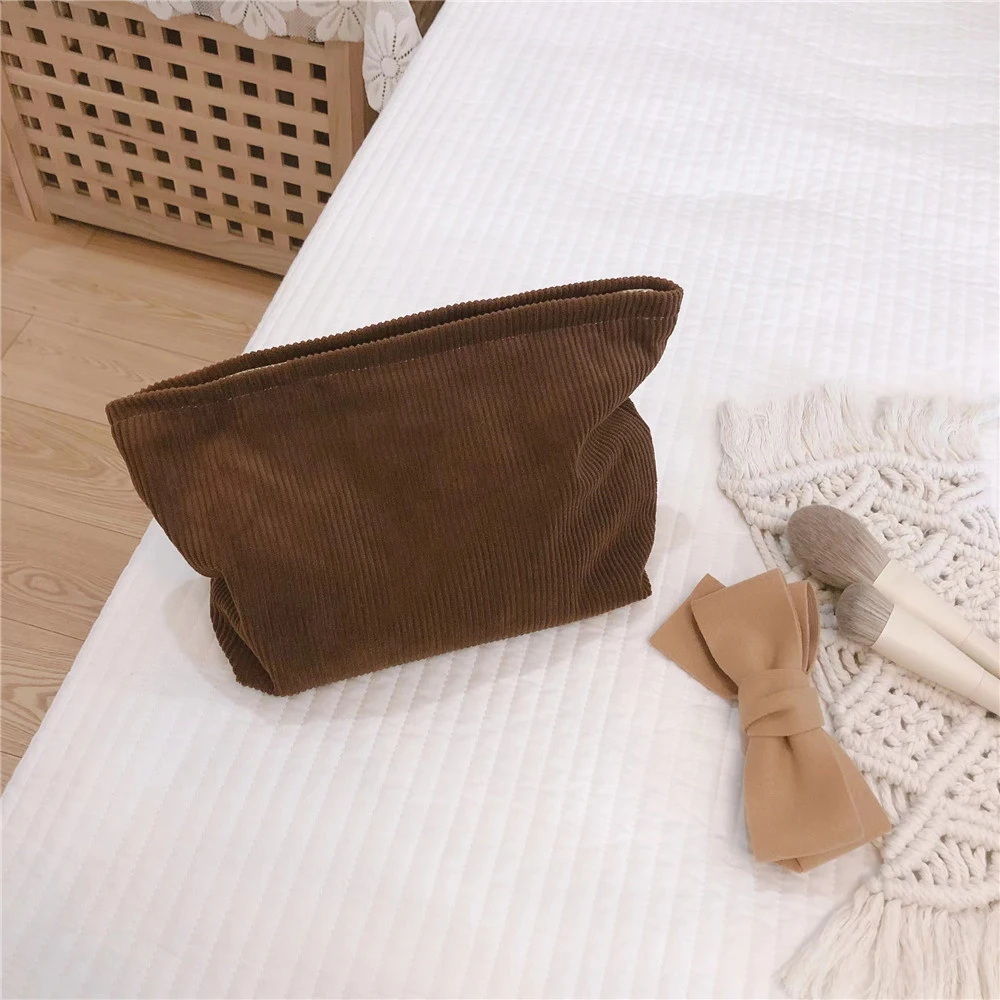 Purses Smile Dots Makeup Organizer Storage Makeup Bag Women Corduroy Cosmetic Bag supplier