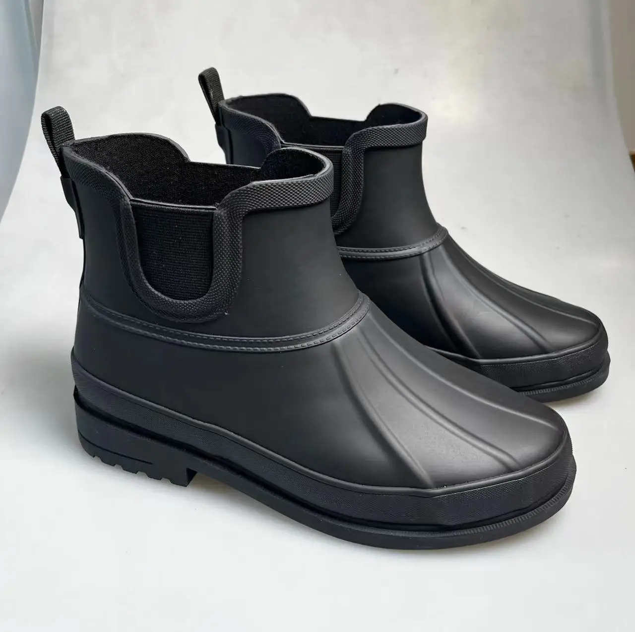 DUCK RAIN SNOE BOOT SIDE.jpg