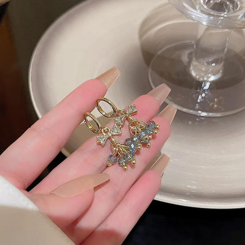 Korean new design vintage versatile temperament rhinestone bowknot fashion jewelry earrings
