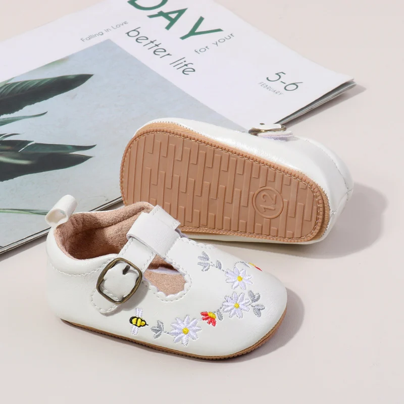 2025 New Design Hollow Breathable Beautiful Flower High Quality Baby Girl Soft PU TPRClassical Princess Shoes factory