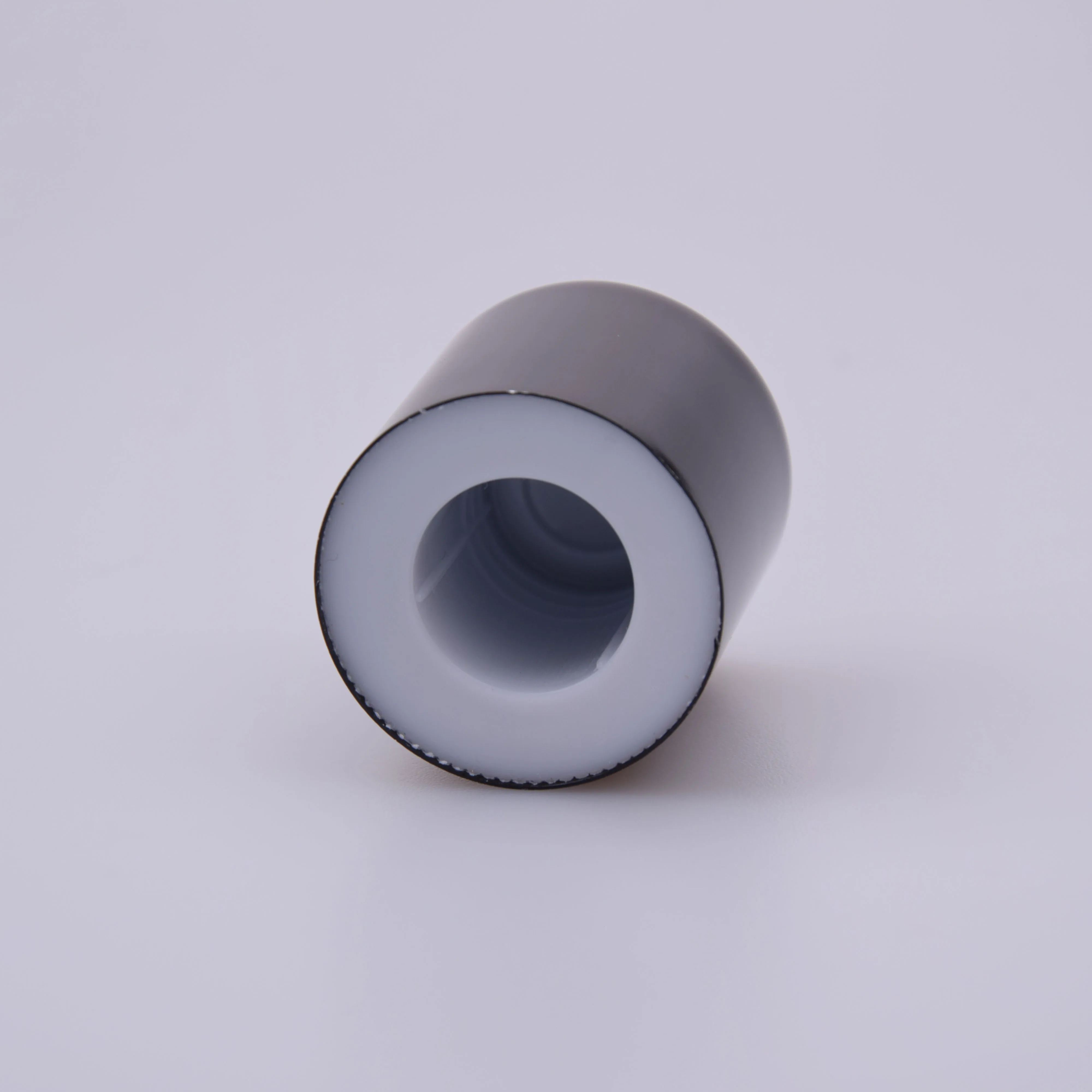 33mm Black Aluminum-Plastic Perfume Bottle Cap with Thick Insert for 15mm Sealing