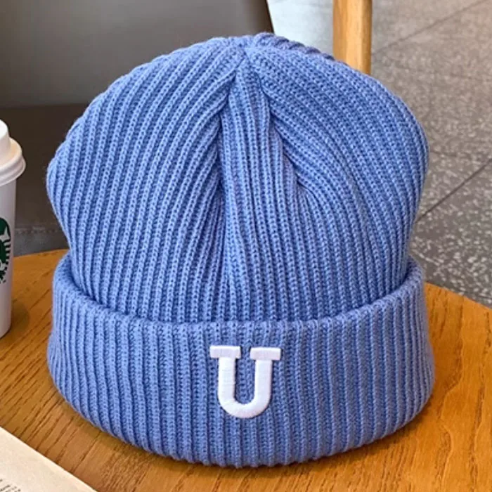 embroidered beanie 3.jpg