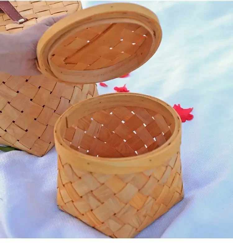 HUAYI Hot Sale Bamboo Gift Basket Box Wicker Gift Baskets Wholesale Natural Material custom colors and sizes