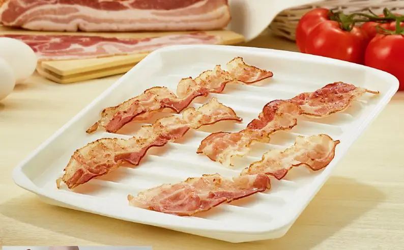 hot sale kitchen Microwave Bacon Maker/Cooker Microwave Baking Pan Bakeware