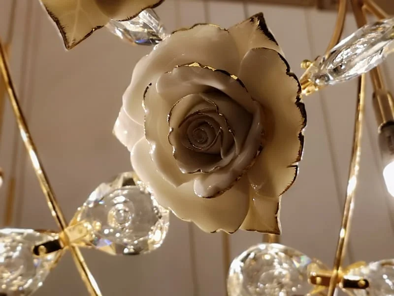 2021 Newest custom big flower rose led chandelier luxury pendant lamp restaurant living room dinner room interior lighting light