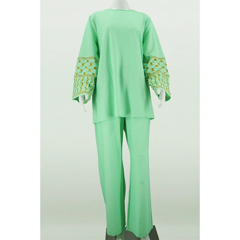 Manufacturer's Traditional Muslim Clothing Set 2-Piece Abaya with Embroidered Palestine Keffiyah Breathable and Comfortable supplier