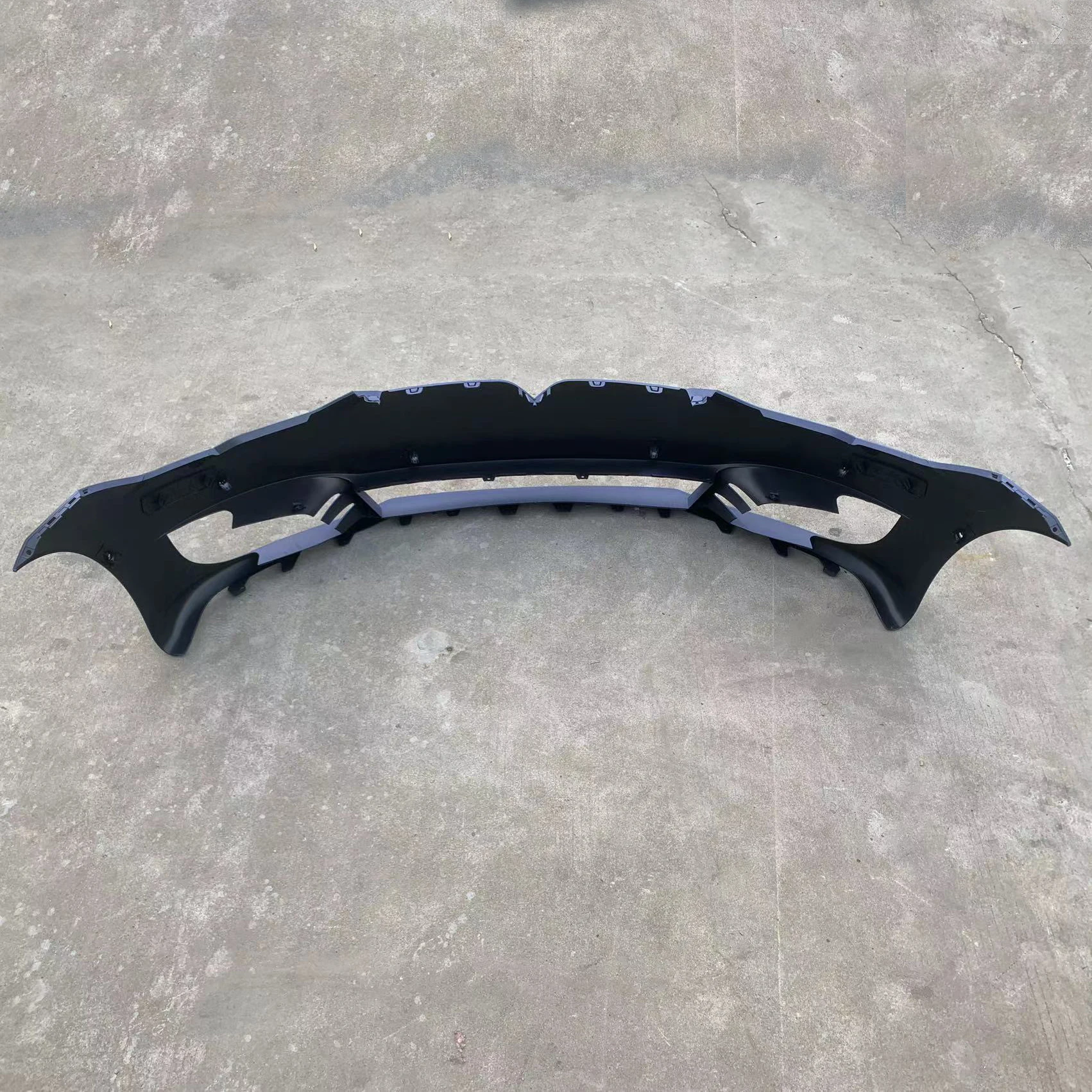 product car accessories bumper front oem 1056370 so 5 large stock car bumpers front for tesla modle s 2021-3