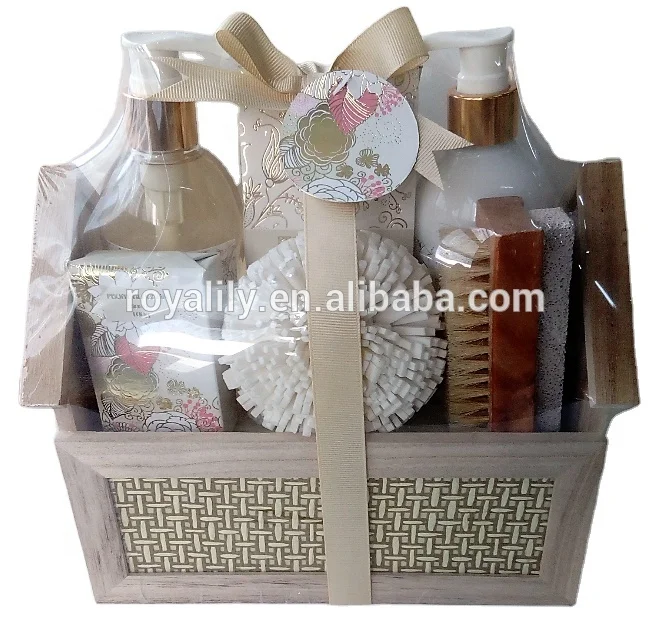 deluxe romantic body care bath spa gift set in wooden basket