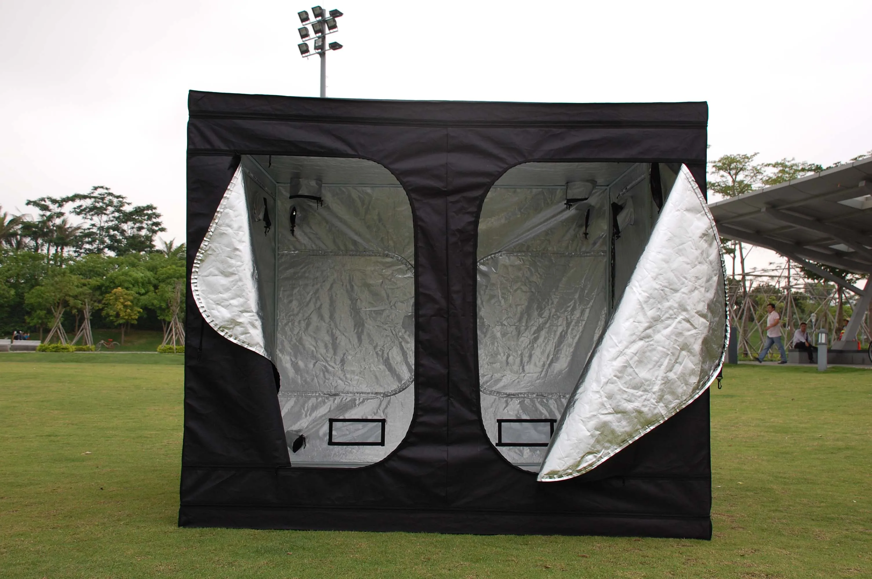 Plant Tent Steel Frame Easily Assembled 4x4 with Eco-Friendly Modern Design for Hydroponic Grow and Home Use factory