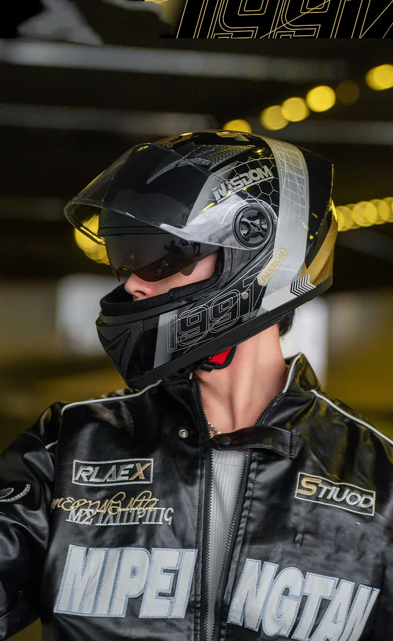 New 3C Certified DOT Approved Full Face ABS Motorcycle Helmet with Double Transparent Mirrors All Seasons