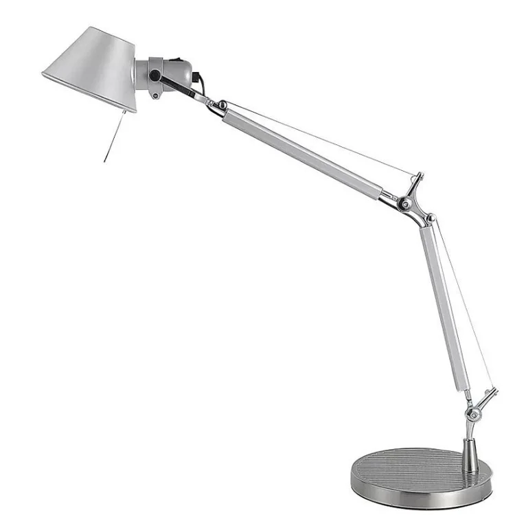 nail tech lamp