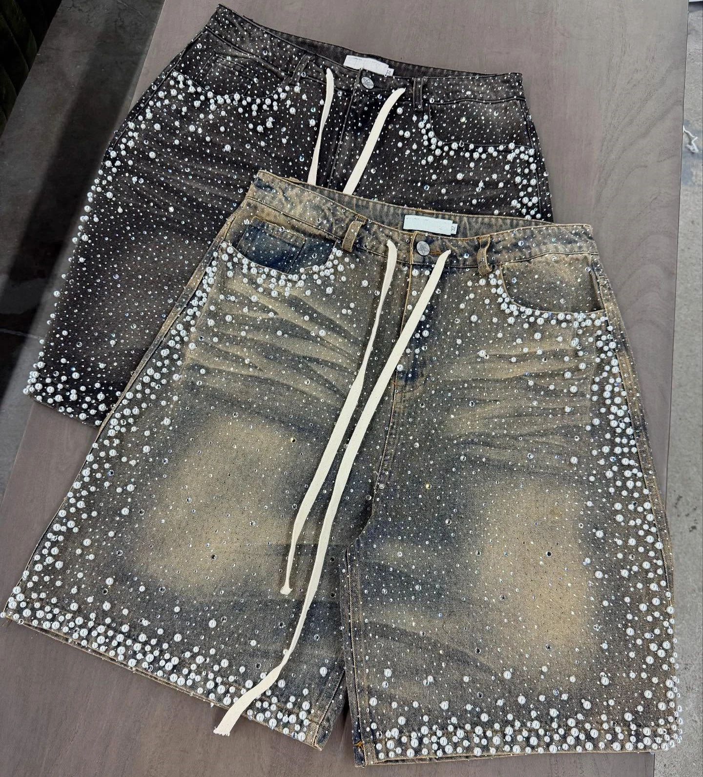Denim Manufacturer Streetwear Custom Vintage Wash Jorts Men Jeans Shorts with Rhinestones Denim Shorts details