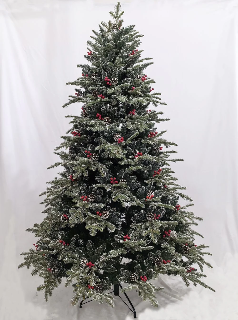 China Wholesale Pine Needle Christmas Tree Nice Natural Green & White Snow for Festival Celebration Decorations factory
