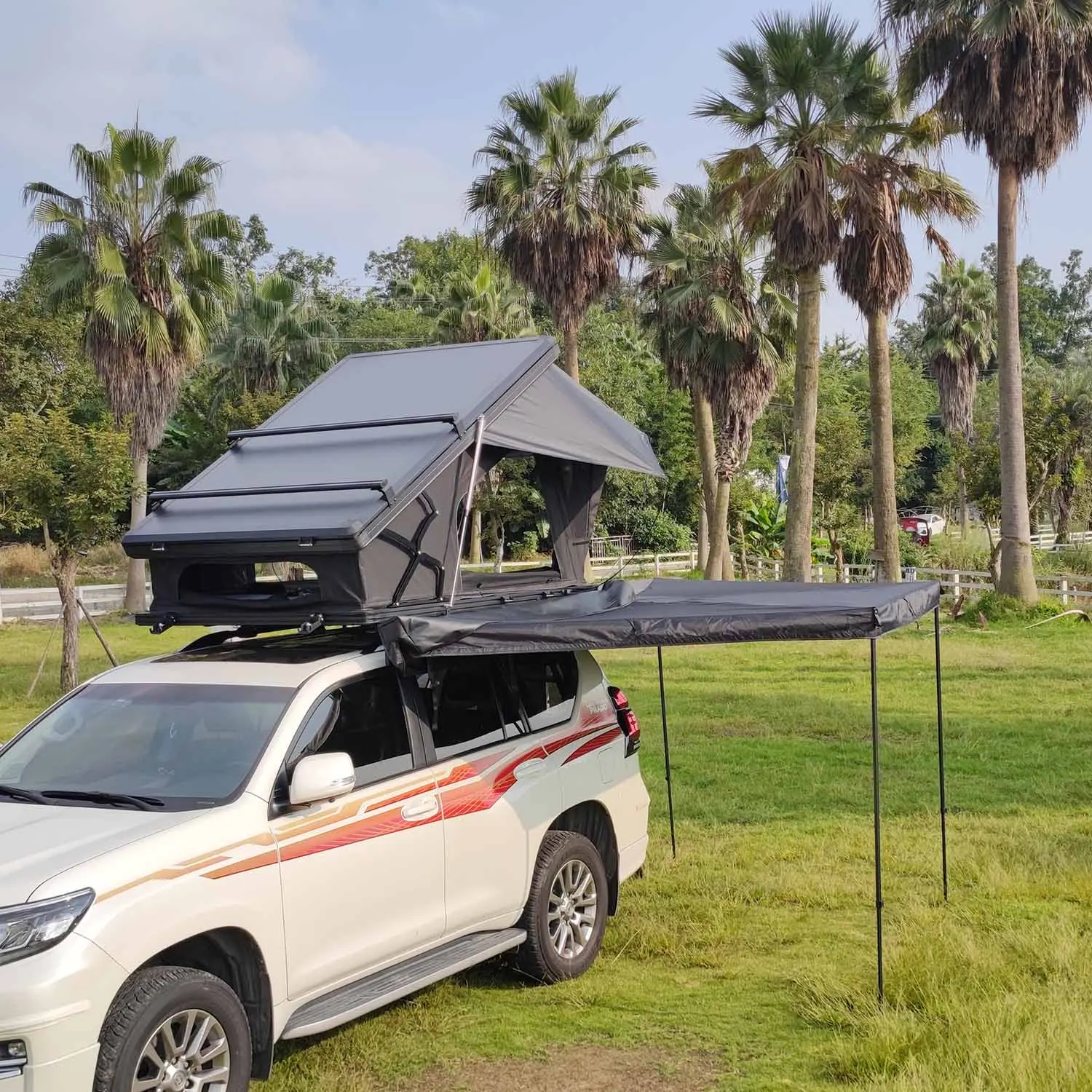 2025 New Design X Hinge Hardshell Rooftop Tent with Wooden Case Packaging for Outdoor Camping