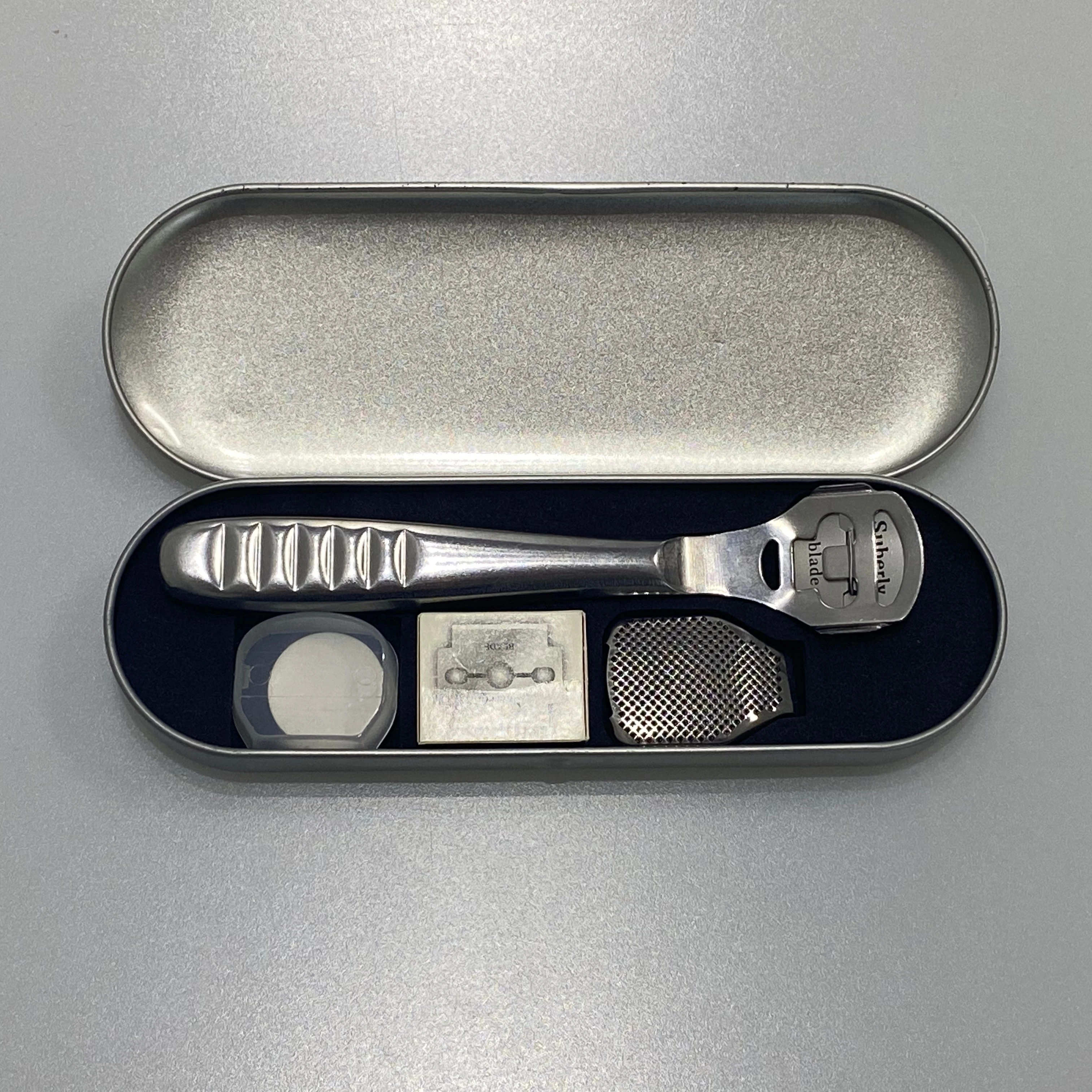 Easy To Carry Callus Shaver Set Knife Pedicure Tool With Metal Case Hot  Sale Stainless Steel Pedicure Knife - Buy Pedicure Tool,Callus Remover  Knife Pedicure Tool,Stainless Steel Pedicure Knife Product on Alibaba.com