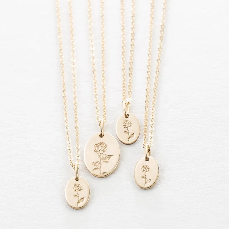 Rose Engraved Bar Necklace Gold Coin 